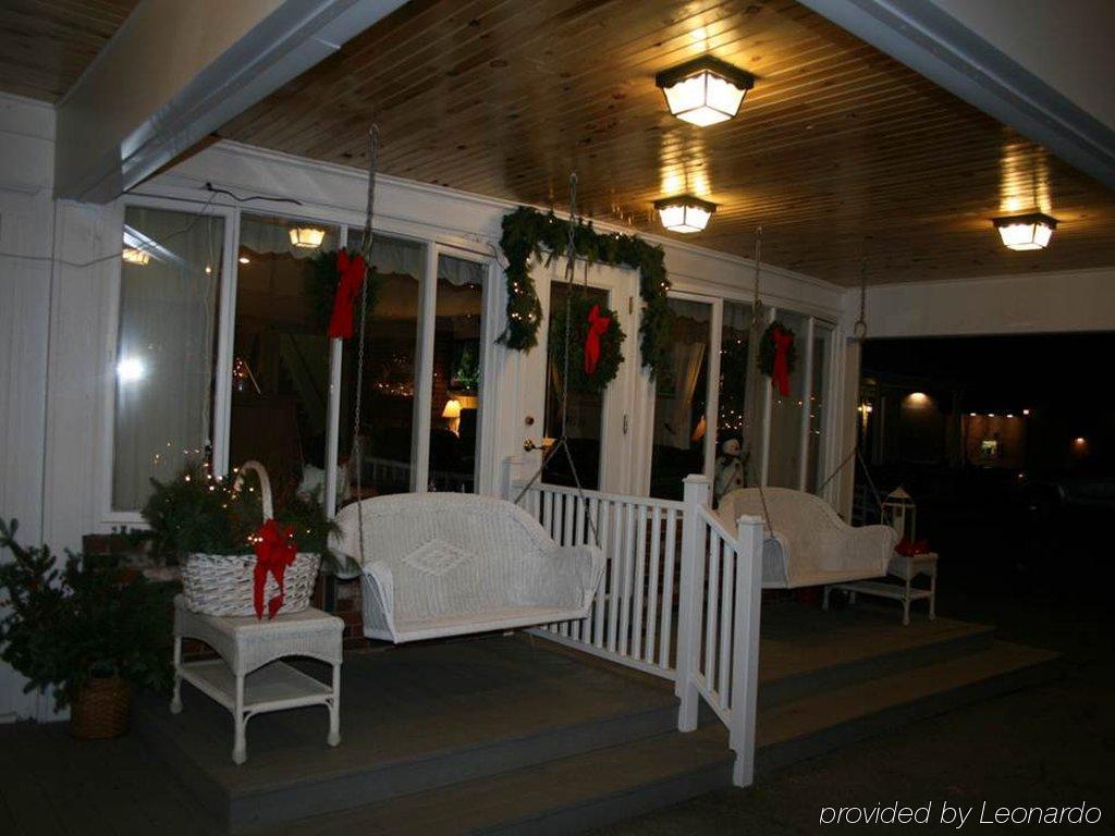 Maine Woods Inn Brewer Екстериор снимка