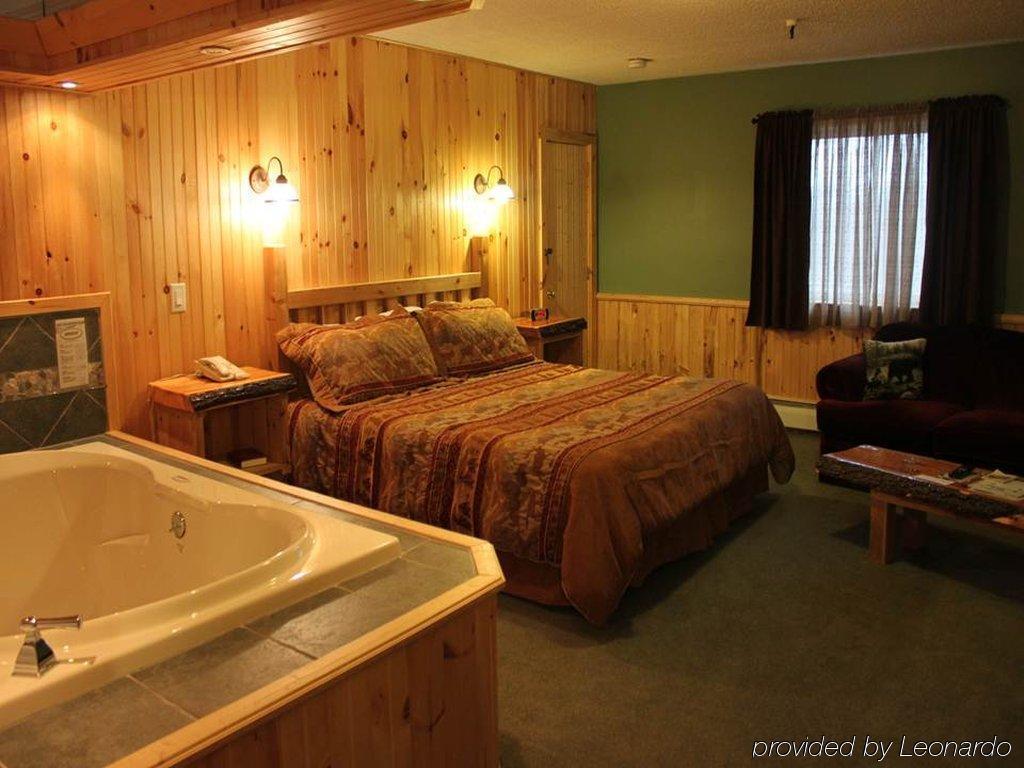 Maine Woods Inn Brewer Стая снимка