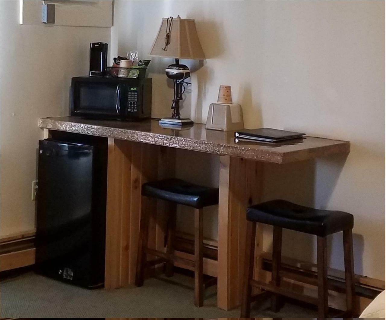 Maine Woods Inn Brewer Екстериор снимка